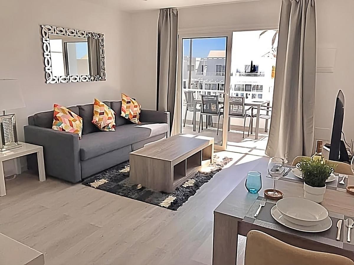 2 Bedroom Atlantic View Apartment Puerto del Carmen  Exteriör bild